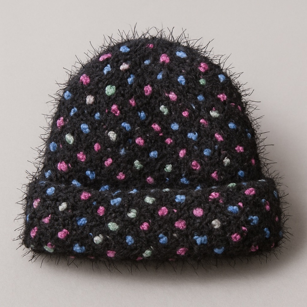 Handmade Textured Adult Beanie – Rolled Brim – Cozy & Unique